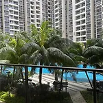 Pool View By The Beach 6-8Pax 3B3B Cozy Staycation
